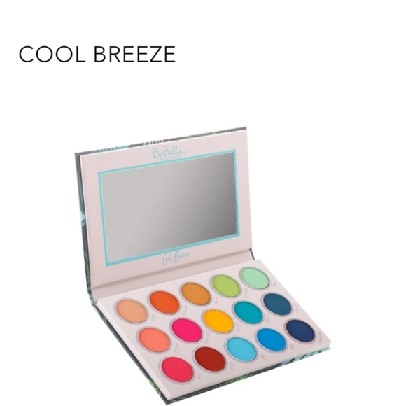 SOLD ● Cool Breeze Eyeshadow Palette NEW! - Picture 4 of 4
